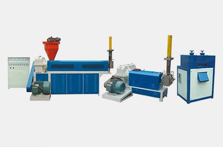Plastic Recycling Machine